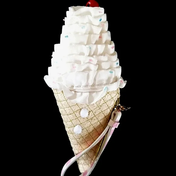 Betsey Johnson Kiss Me Till Ice Cream Wristlet - Picture 3 of 16